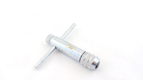 POKRĘTŁO DO GWINTOWNIKÓW M5-M12 Z GRZECHOTKĄ 110mm POKRĘTŁO DO GWINTOWNIKÓW M5-M12 Z GRZECHOTKĄ 110mm