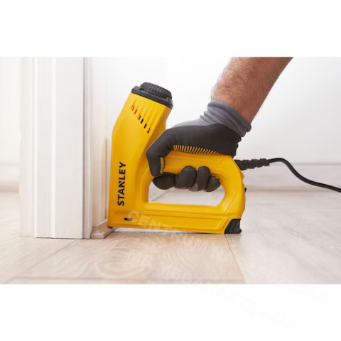 STANLEY Zszywacz elektryczny 230V TRE550HD zszywki G STANLEY Zszywacz elektryczny 230V TRE550HD zszywki G