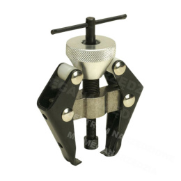 PULLER FOR WIPER BLADES ALTERNATOR BEARINGS