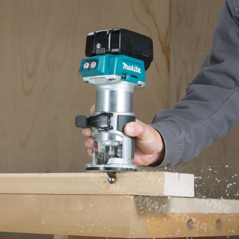 MAKITA Frezarka do krawędzi 18V 2x Akumulator 5,0Ah Ładowarka Makpac + Akcesoria DRT50RTJX2 MAKITA Frezarka do krawędzi 18V 2x Akumulator 5,0Ah Ładowarka Makpac + Akcesoria DRT50RTJX2