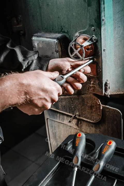 NEO TOOLS Zestaw wkrętaków 9szt 04-208 NEO TOOLS Zestaw wkrętaków 9szt 04-208
