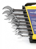 7 PIECE RATCHET RING WRENCHES BROKEN