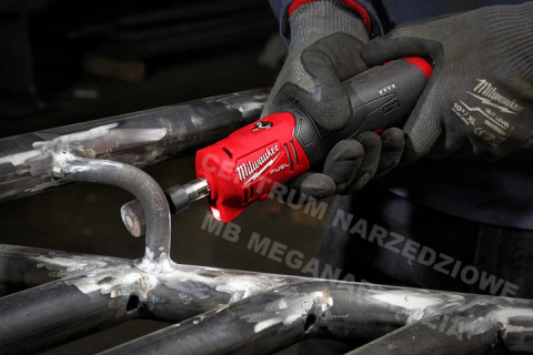 MILWAUKEE STRAIGHT FINGER SANDER MILWAUKEE STRAIGHT FINGER SANDER