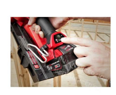 MILWAUKEE gwoździarka 50-90mm M18 FFN-502C 2x5,0Ah MILWAUKEE gwoździarka 50-90mm M18 FFN-502C 2x5,0Ah