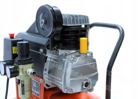 KOMPRESOR 50L SPRĘŻARKA BJC 288l/min 8 BAR KOMPRESOR 50L SPRĘŻARKA BJC 288l/min 8 BAR