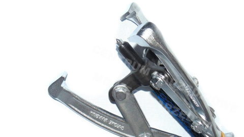 THREE-ARMED PULLER 10 EXTERNAL BEARINGS THREE-ARMED PULLER 10 EXTERNAL BEARINGS