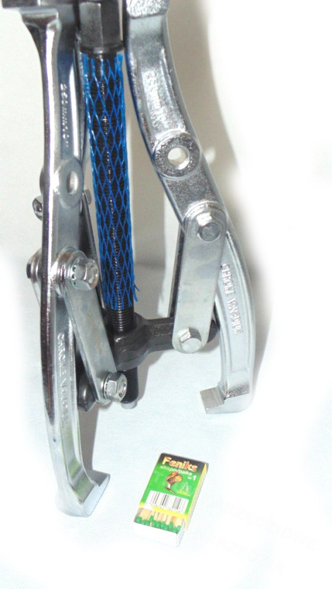 THREE-ARMED PULLER 10 EXTERNAL BEARINGS THREE-ARMED PULLER 10 EXTERNAL BEARINGS