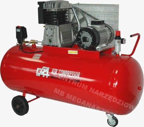 KUPCZYK SPRĘŻARKA OLEJOWA GG610 B-5900B 270 400V KUPCZYK SPRĘŻARKA OLEJOWA GG610 B-5900B 270 400V