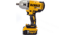 DEWALT Impact wrench 18V 1/2" 950Nm 3-speed 2 x 5,0Ah LI-ION DCF899P2