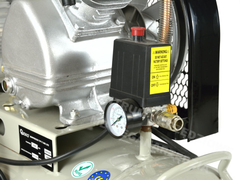 G80309 KOMPRESOR OLEJOWY 100L TYP V 230V 390L/MIN G80309 KOMPRESOR OLEJOWY 100L TYP V 230V 390L/MIN