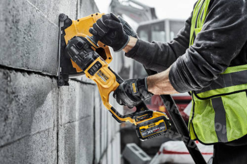 DEWALT 54V Flexvolt 230mm 2x9.0Ah Angle Grinder DCG460X2 DEWALT 54V Flexvolt 230mm 2x9.0Ah Angle Grinder DCG460X2
