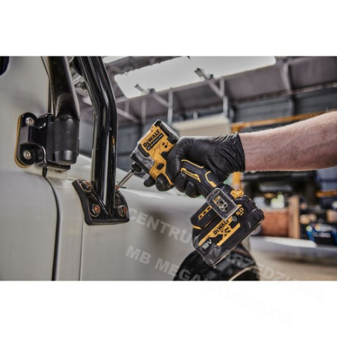 Zakrętarka udarowa DEWALT DCF850N Zakrętarka udarowa DEWALT DCF850N